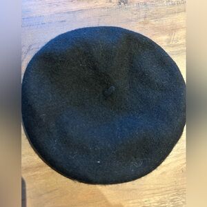 Black Wool Beret